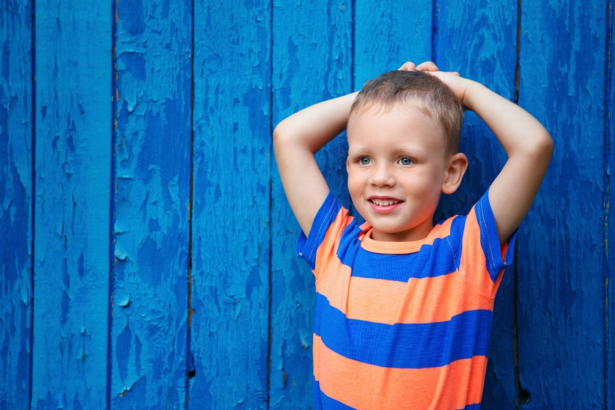 Перед мальчиков. Boy foto in Blue.