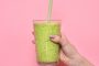 ¿Quieres ser una mamá fitness como las celebridades?¡Este es el smoothie verde que debes preparar!