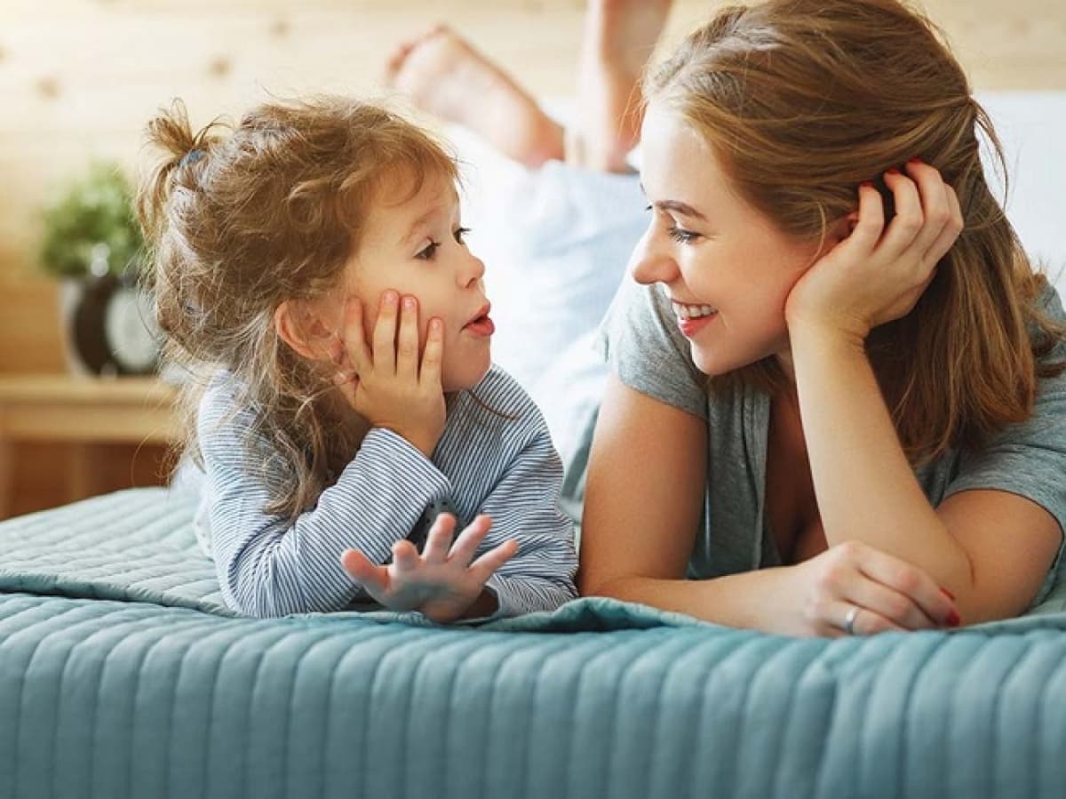 Los niños entienden el tono y el lenguaje corporal incluso a una edad temprana