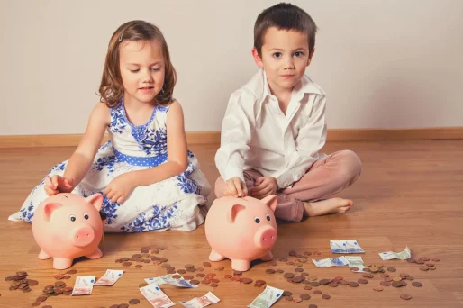 Cómo enseñar al niño a manejar el dinero