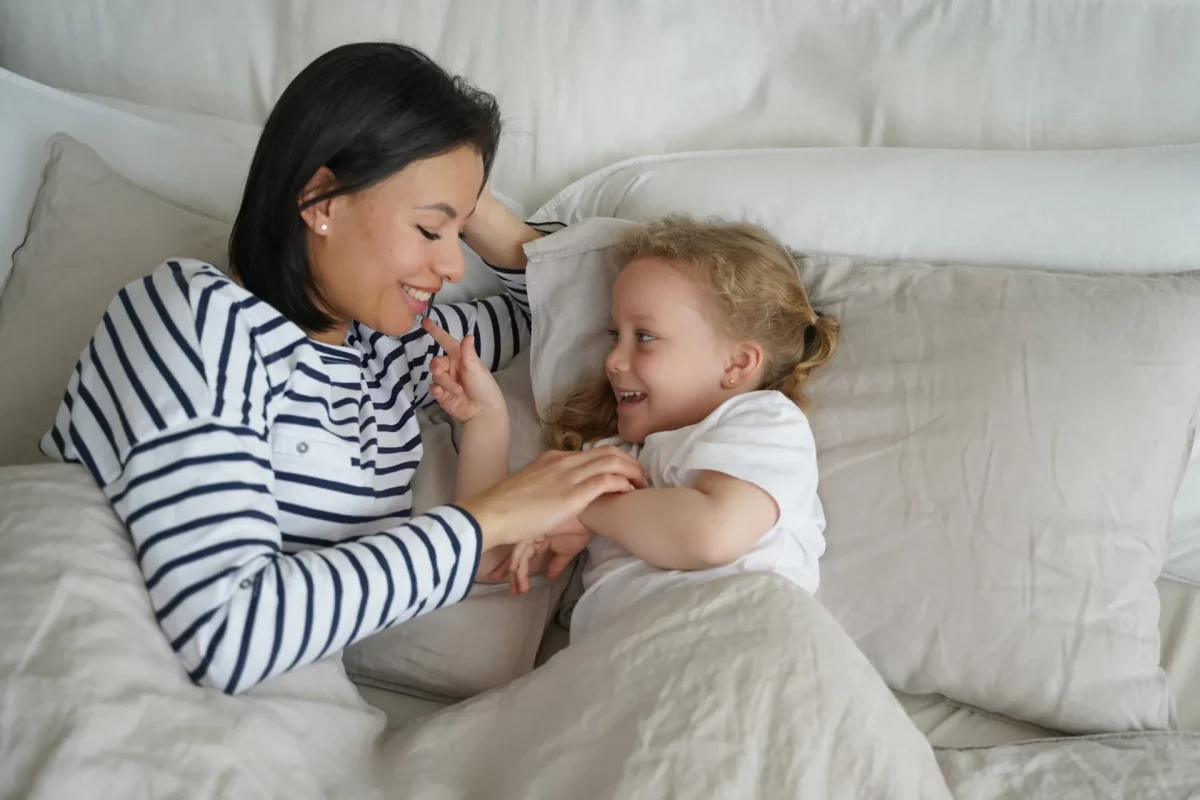 Las tres preguntas clave para hacer a tus hijos todas las noches antes de dormir que elevarán su autoestima